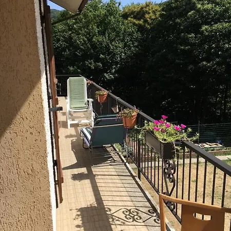Casa Vacanze Andre Apartment Vara Superiore